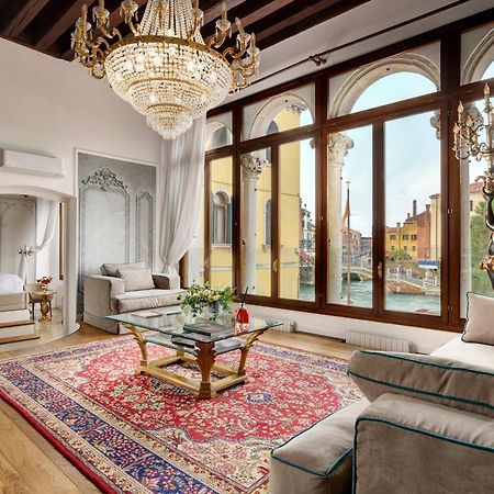 Swan Dolcevita Prestige Stay - Canal View & Exclusive Experience Venedig Exteriör bild