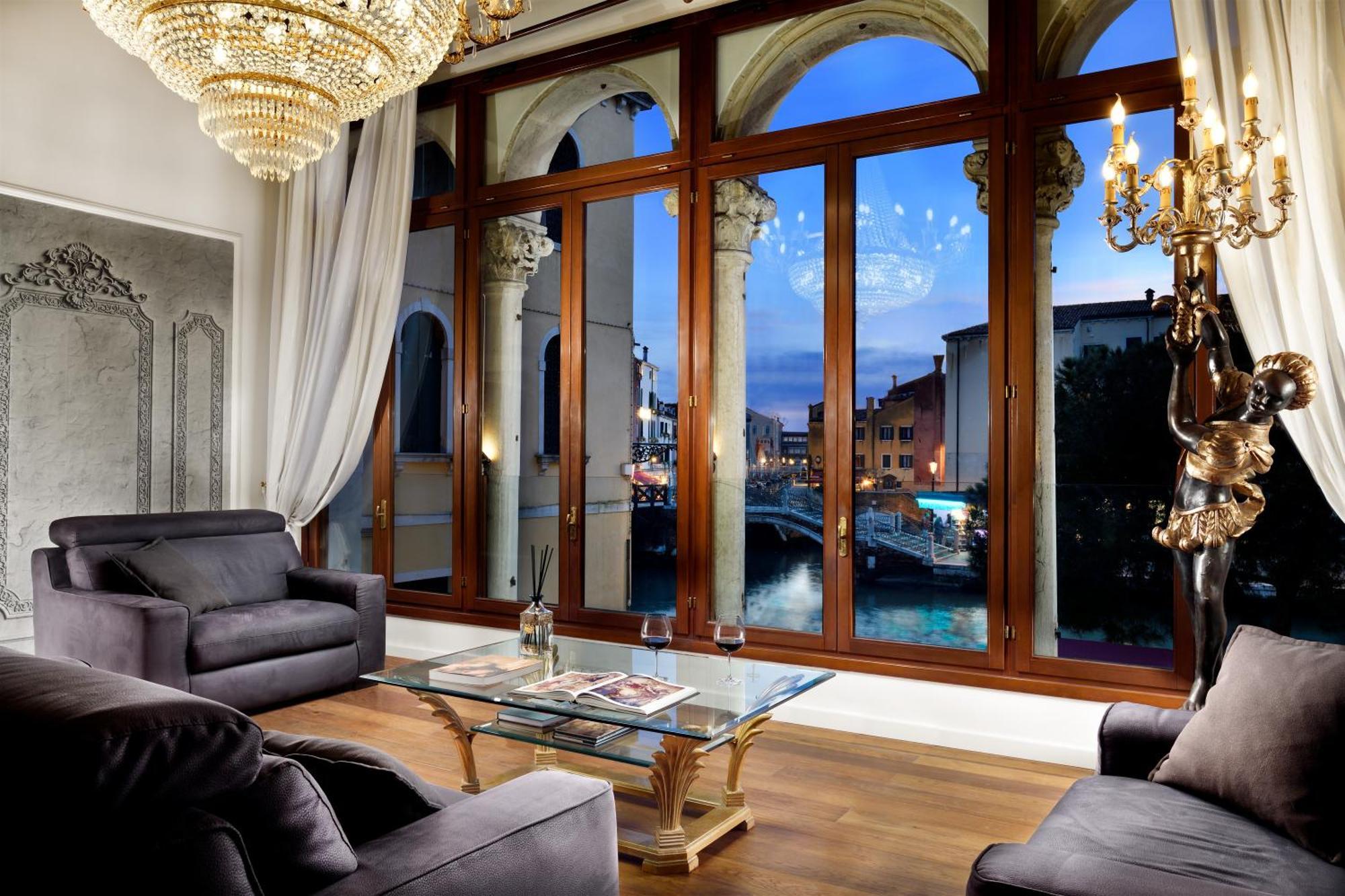 Swan Dolcevita Prestige Stay - Canal View & Exclusive Experience Venedig Exteriör bild